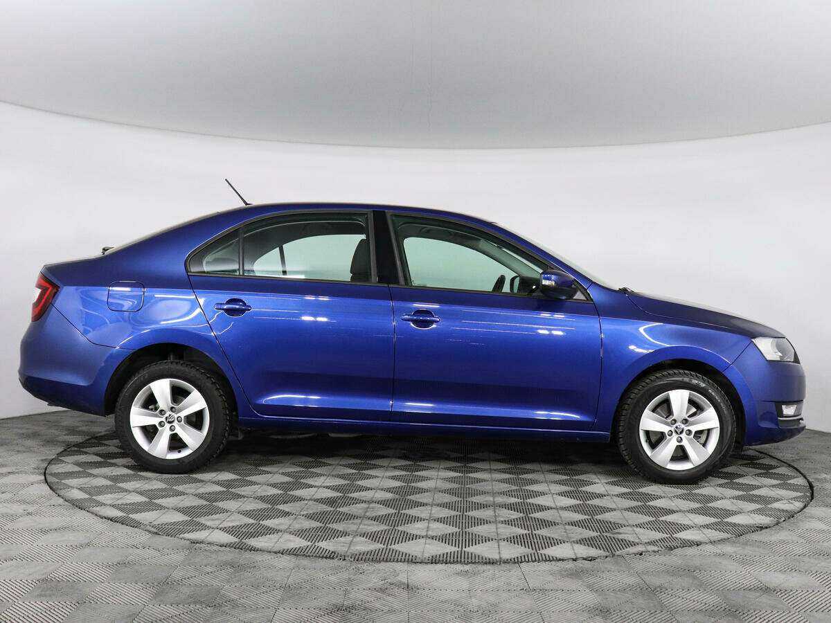 Купить Skoda Rapid с пробегом. Фото: #3