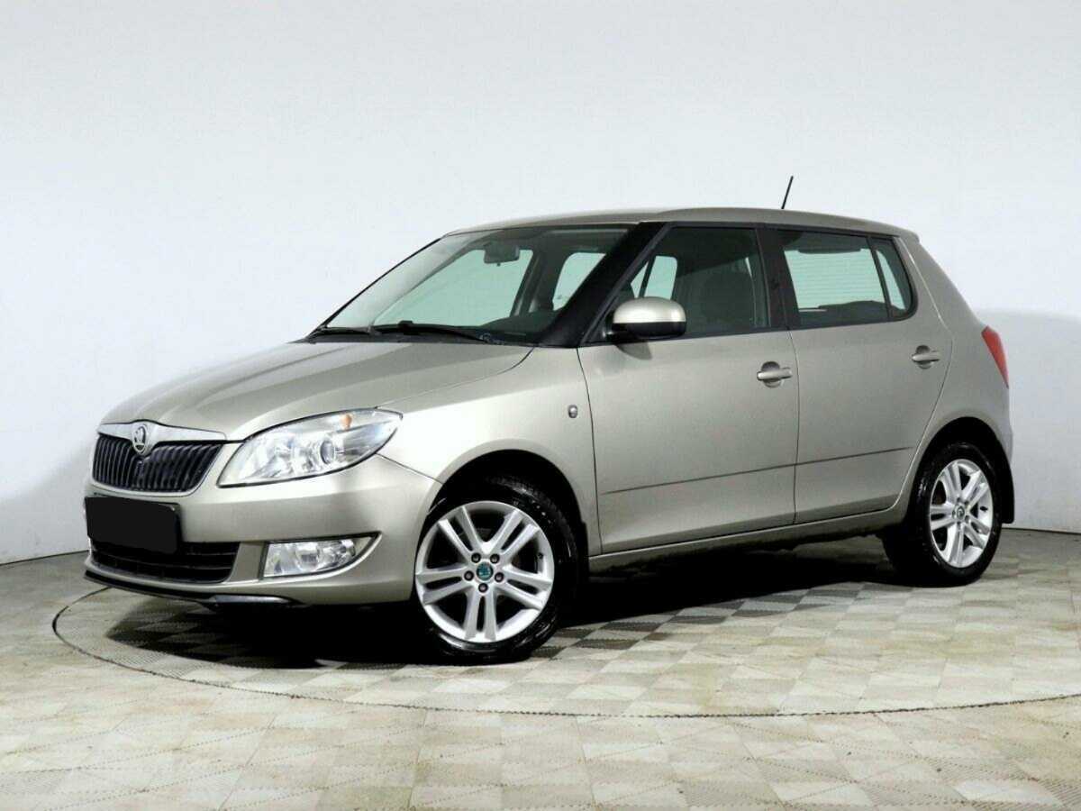 Купить Skoda Fabia с пробегом. Фото: #0