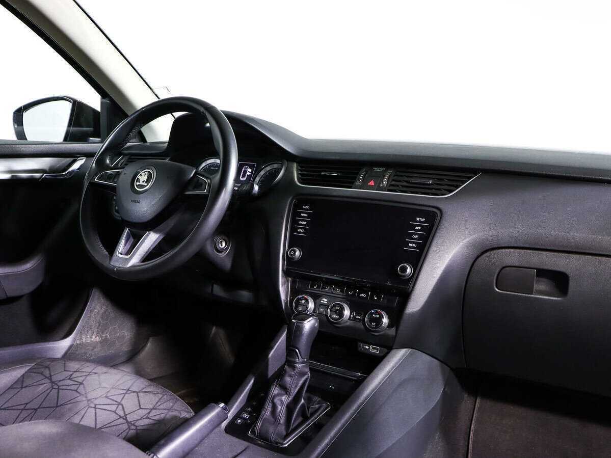Купить Skoda Octavia с пробегом. Фото: #8