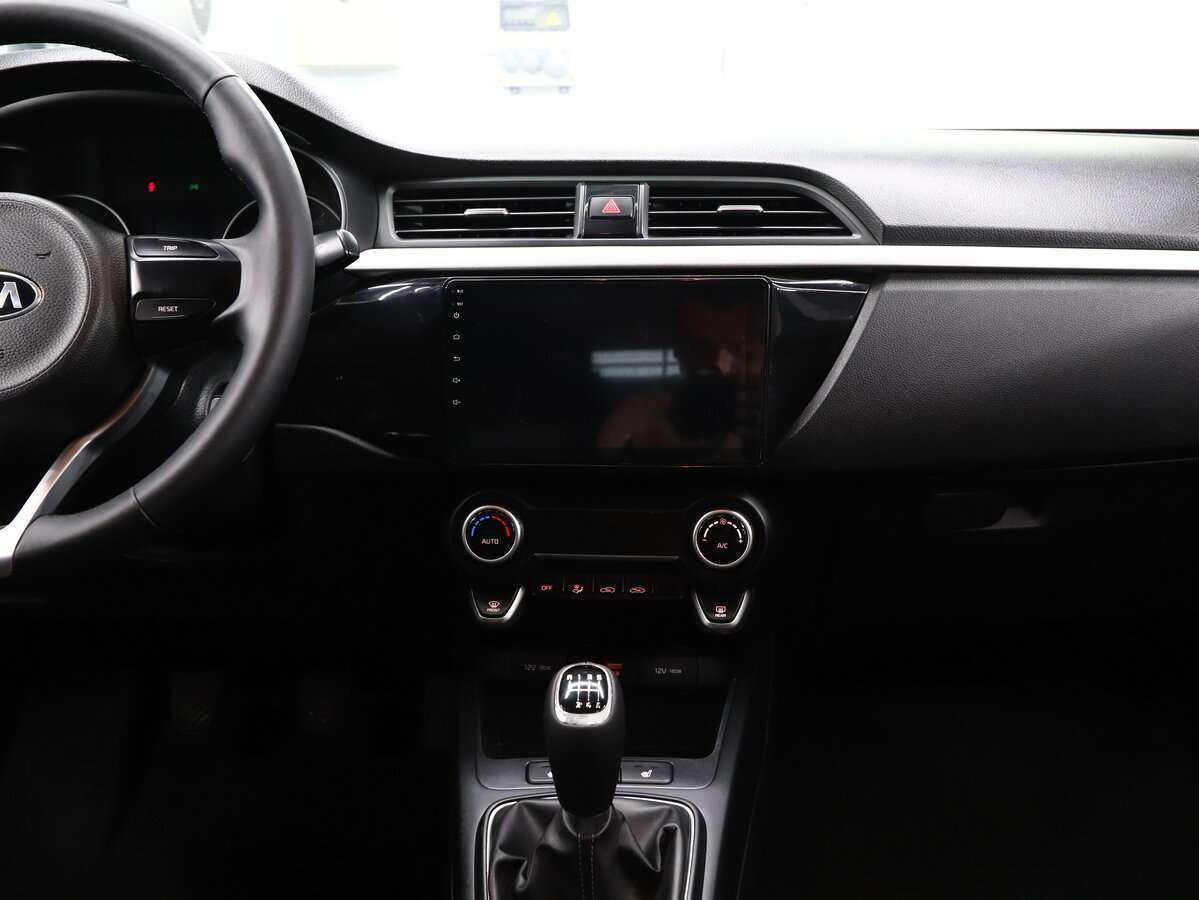 Купить Kia Rio с пробегом. Фото: #19