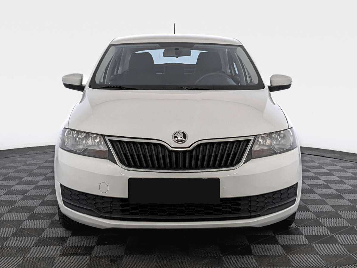Купить Skoda Rapid с пробегом. Фото: #1