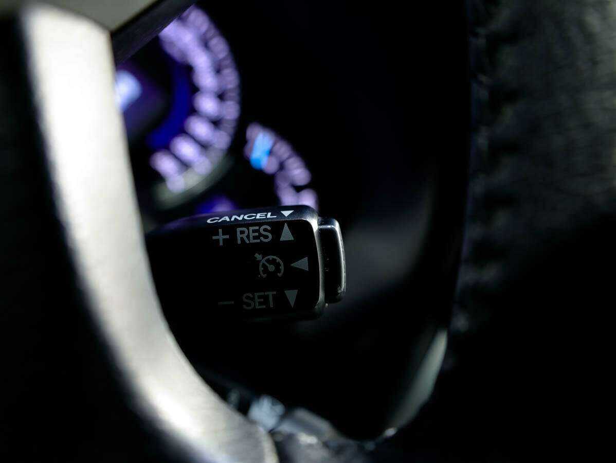 Купить Toyota Camry с пробегом. Фото: #20