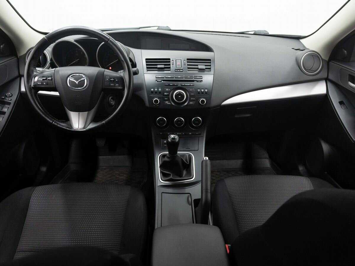 Купить Mazda 3 с пробегом. Фото: #13
