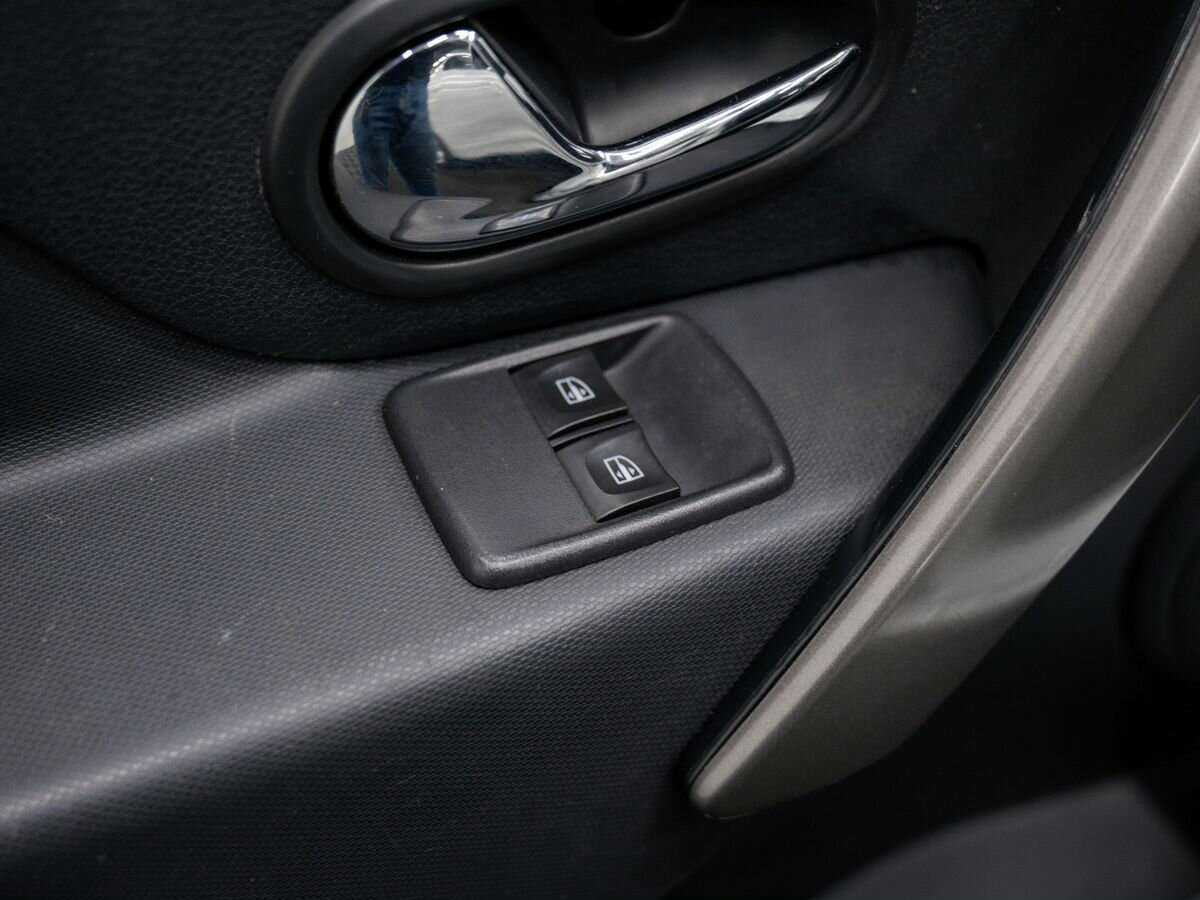 Купить Renault Logan с пробегом. Фото: #12