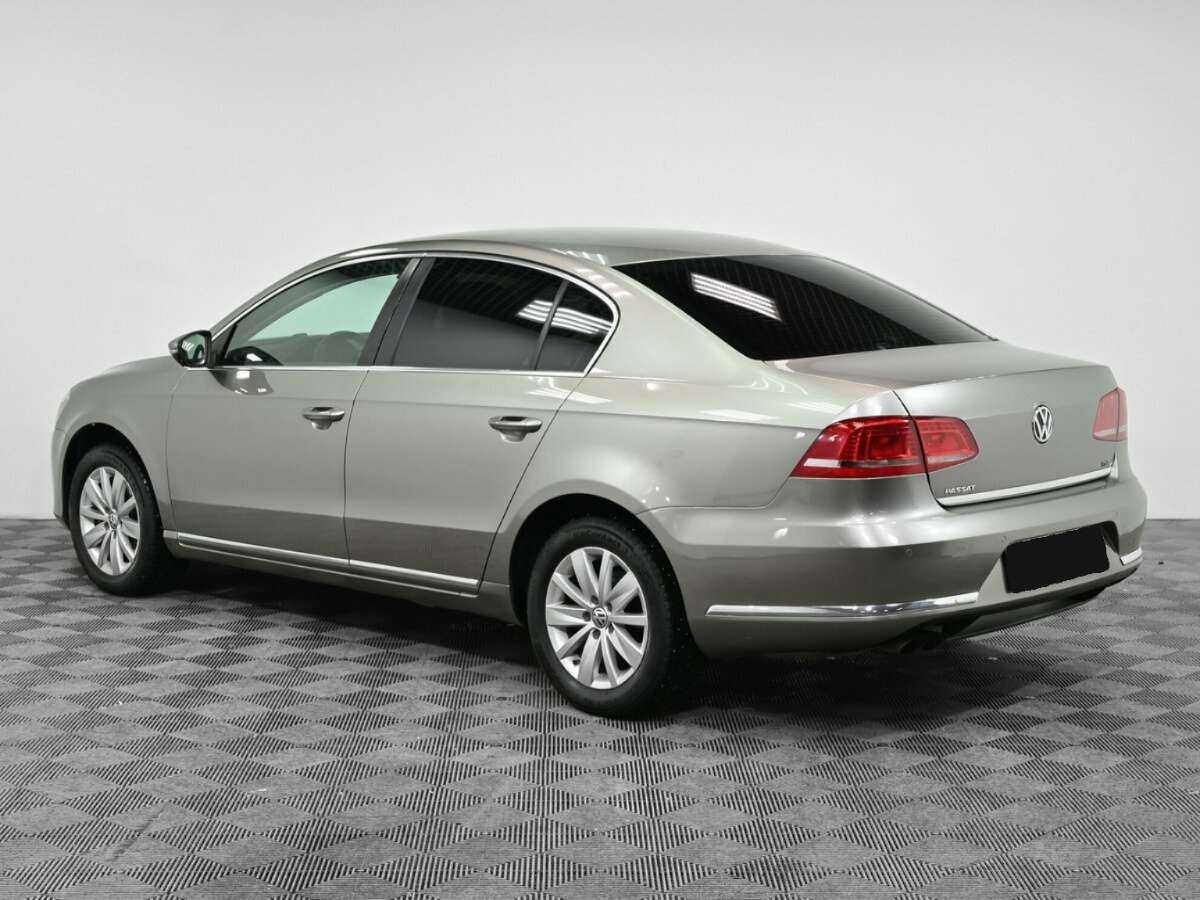 Купить Volkswagen Passat с пробегом. Фото: #3