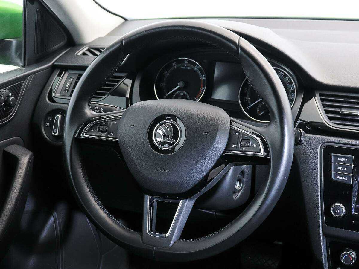 Купить Skoda Rapid с пробегом. Фото: #13