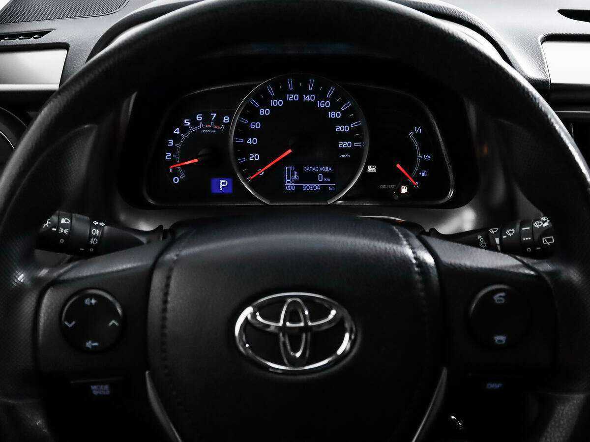 Купить Toyota RAV4 с пробегом. Фото: #15