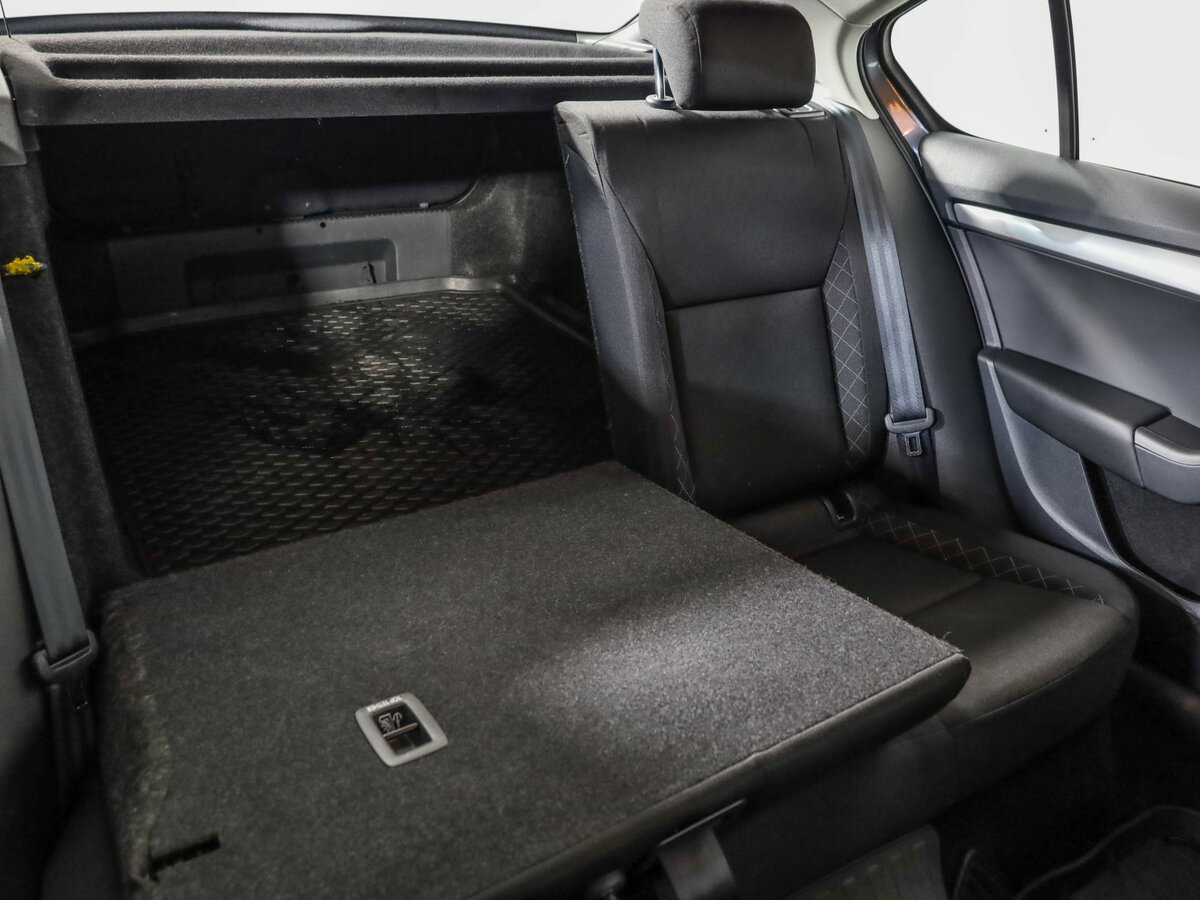 Купить Skoda Octavia с пробегом. Фото: #23