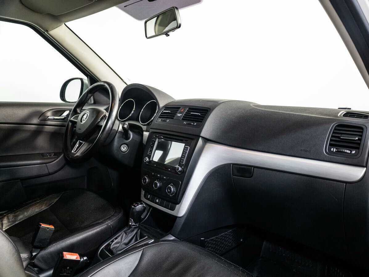 Купить Skoda Yeti с пробегом. Фото: #6