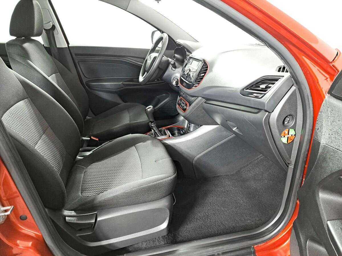 Купить Lada (ВАЗ) Vesta с пробегом. Фото: #8