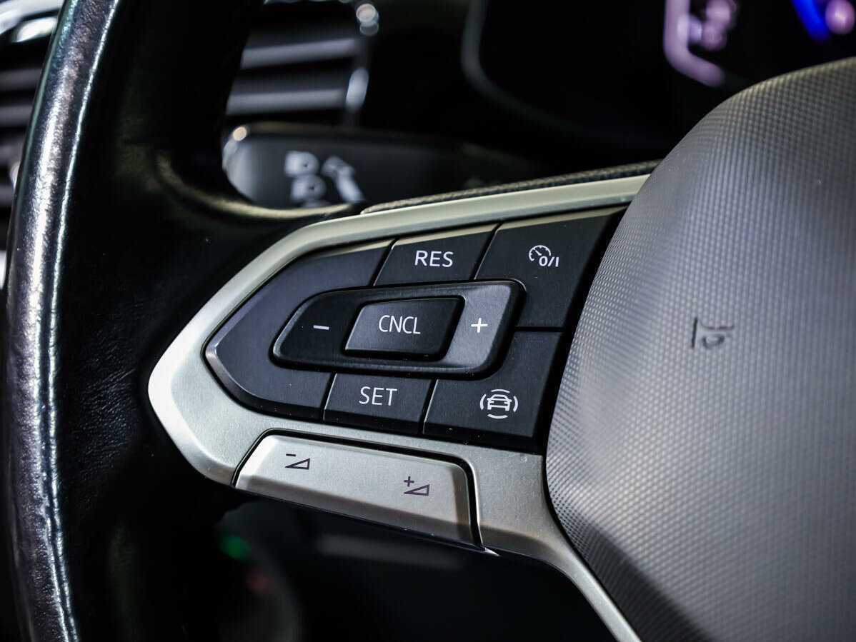 Купить Volkswagen Polo с пробегом. Фото: #15