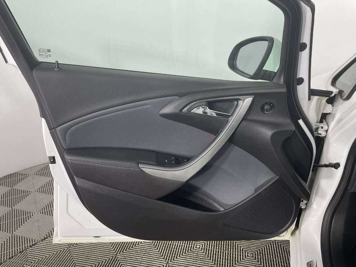 Купить Opel Astra с пробегом. Фото: #7