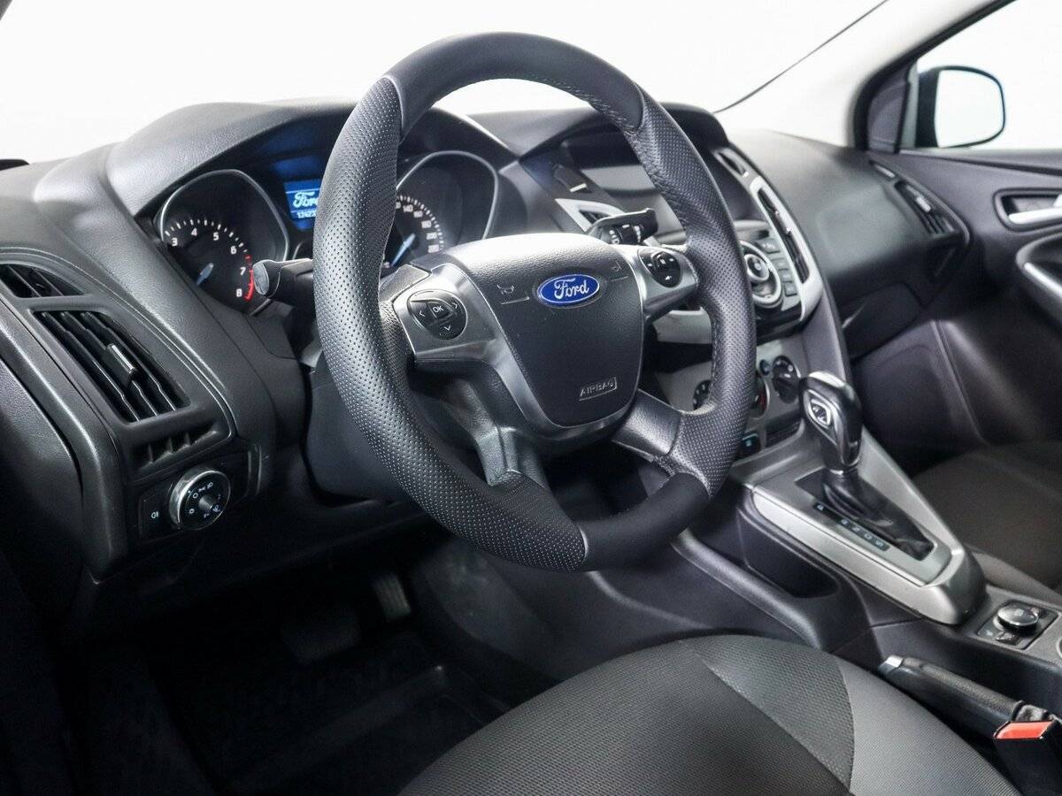 Купить Ford Focus с пробегом. Фото: #7