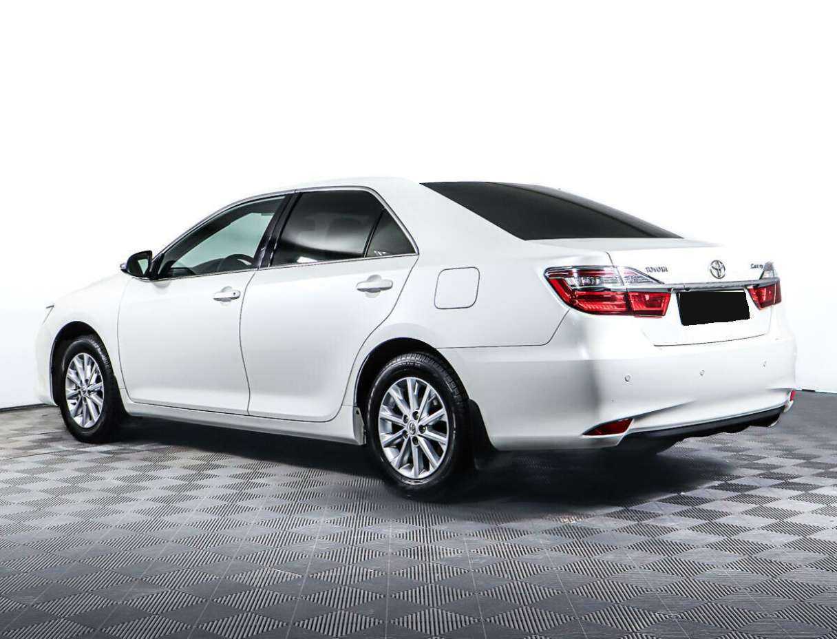 Купить Toyota Camry с пробегом. Фото: #6