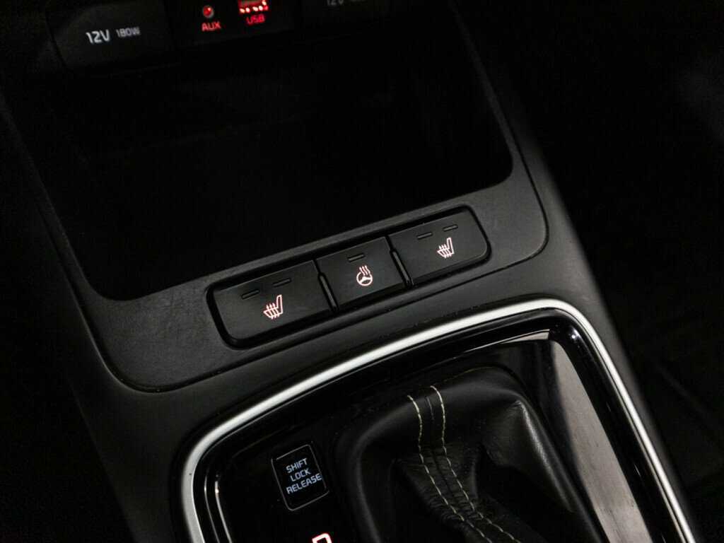 Купить Kia Rio с пробегом. Фото: #14