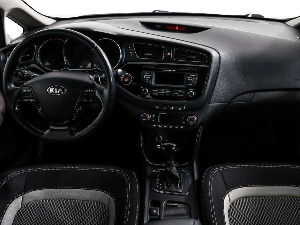 Купить Kia Ceed с пробегом. Фото: #12