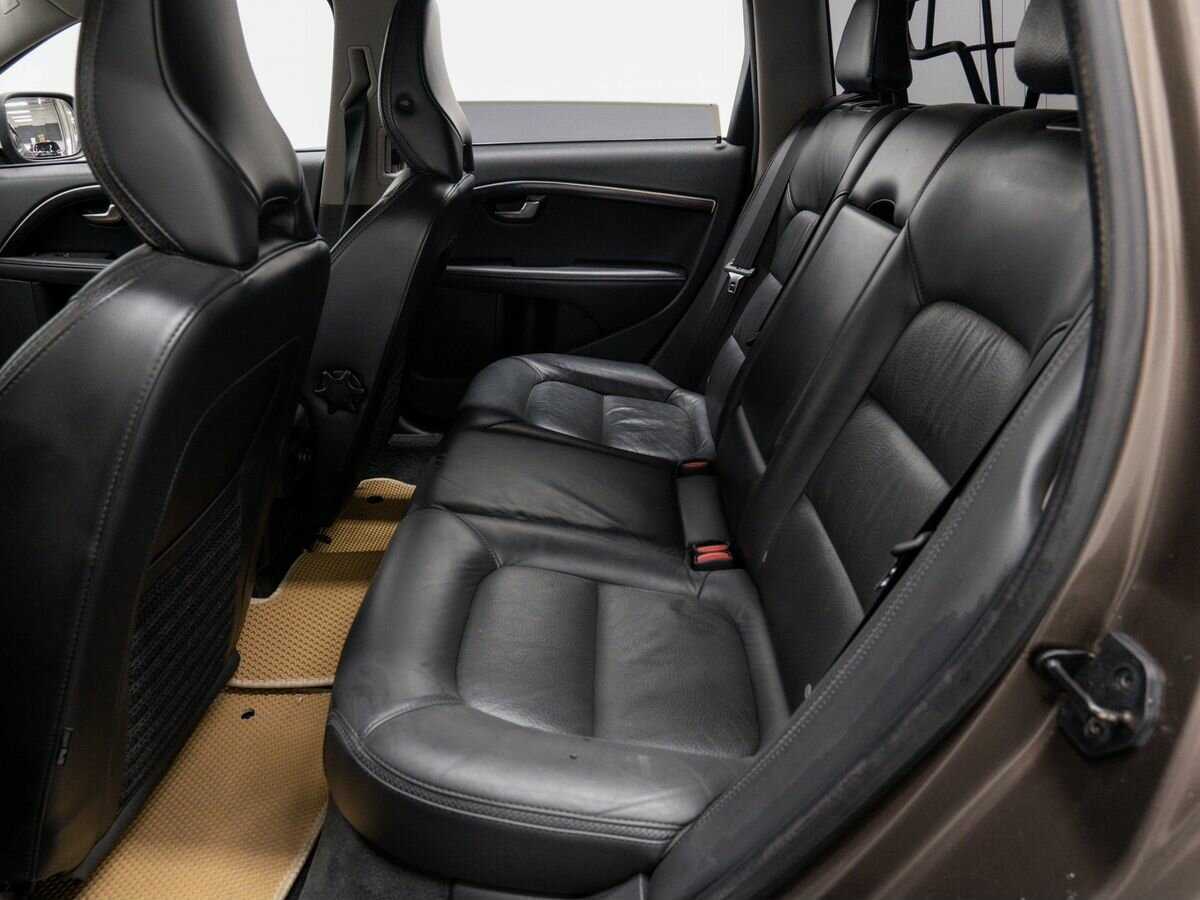 Купить Volvo XC70 с пробегом. Фото: #11