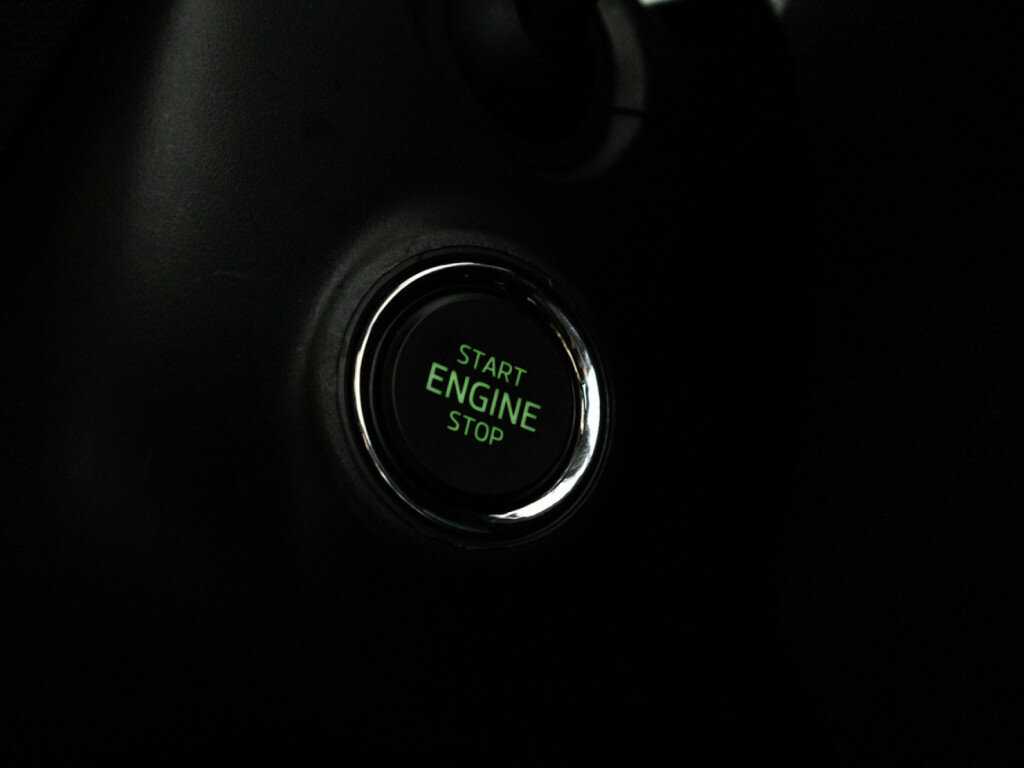 Купить Skoda Rapid с пробегом. Фото: #16