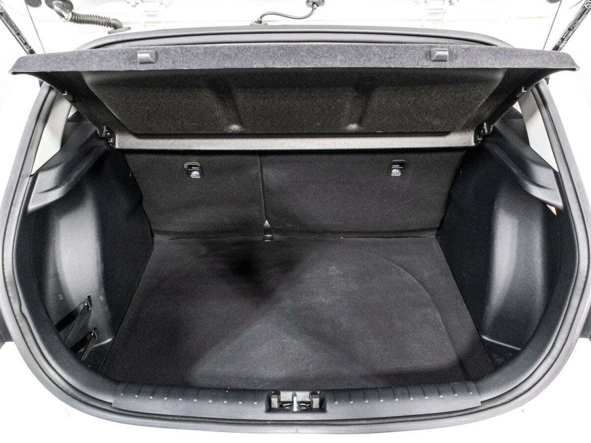 Купить Kia Rio с пробегом. Фото: #14