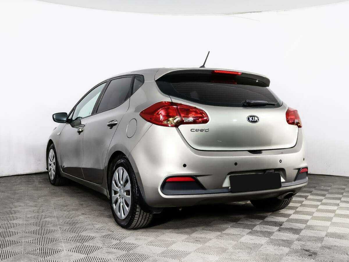 Купить Kia Ceed с пробегом. Фото: #6