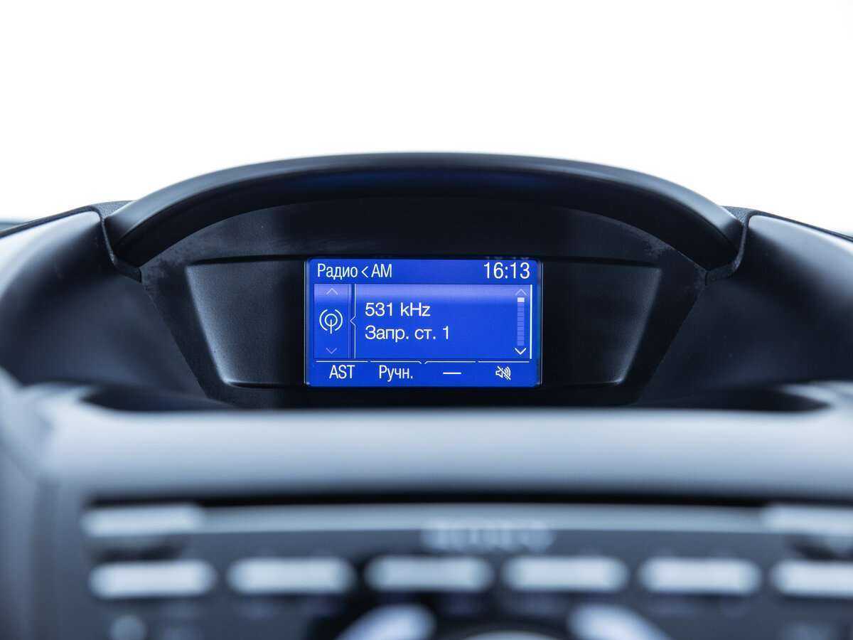 Купить Ford Kuga с пробегом. Фото: #17