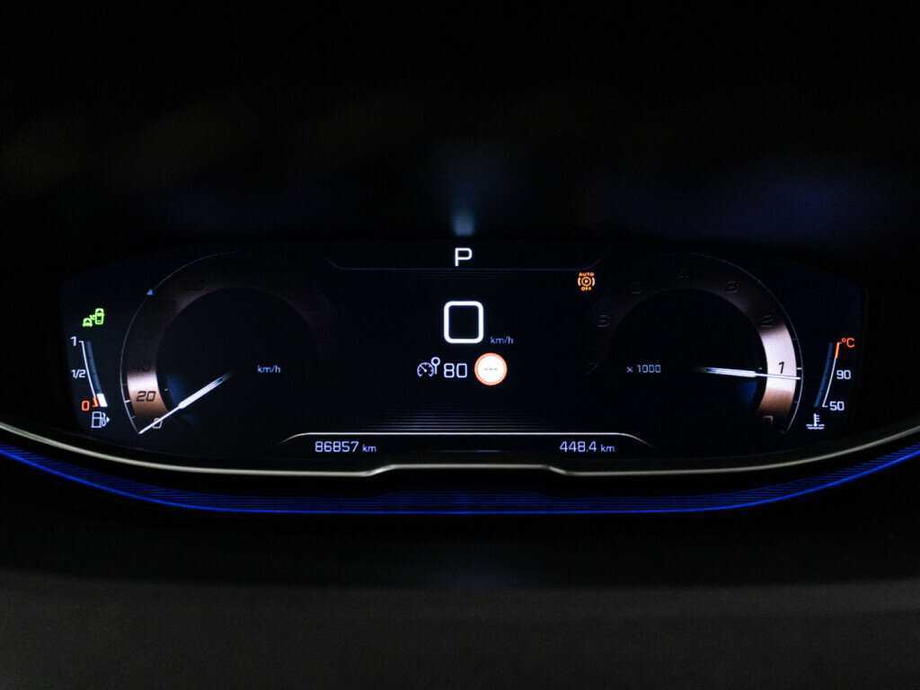 Купить Peugeot 3008 с пробегом. Фото: #11