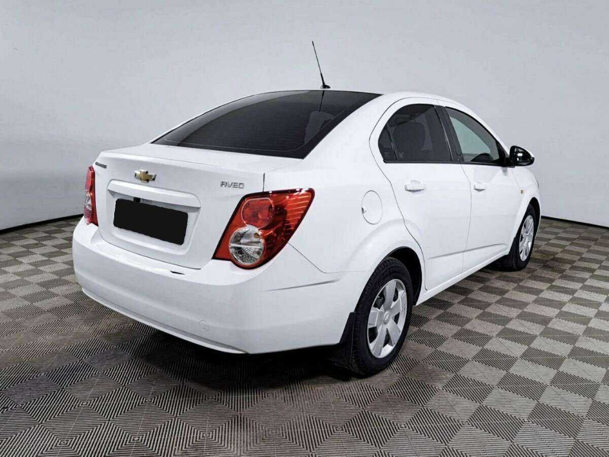 Купить Chevrolet Aveo с пробегом. Фото: #4
