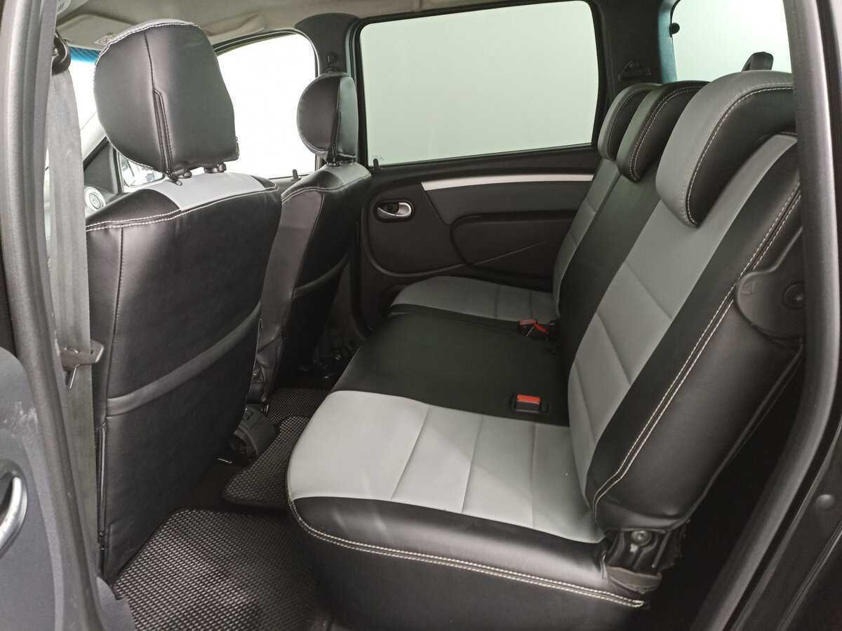 Купить Lada (ВАЗ) Largus с пробегом. Фото: #11