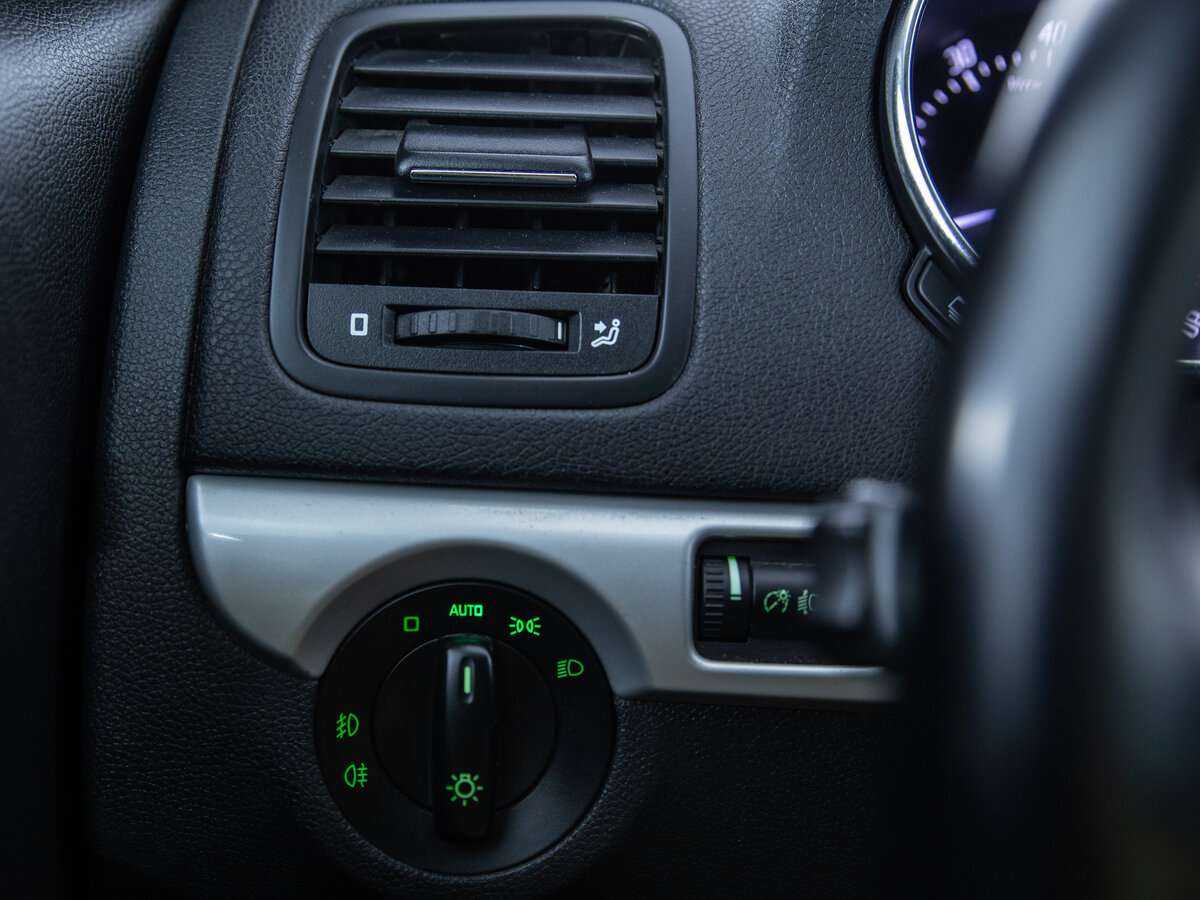 Купить Skoda Yeti с пробегом. Фото: #14