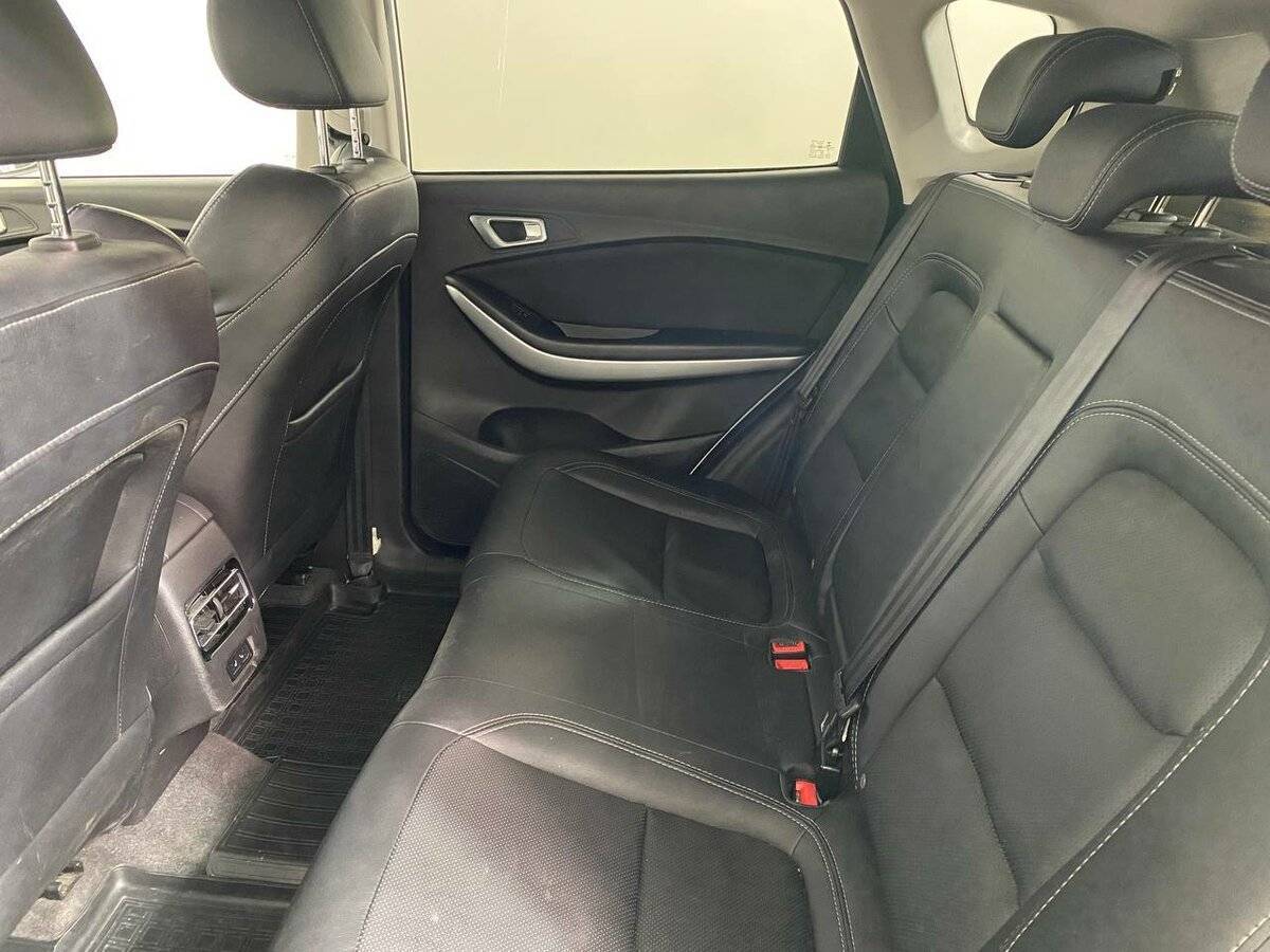 Купить Chery Tiggo 7 с пробегом. Фото: #10