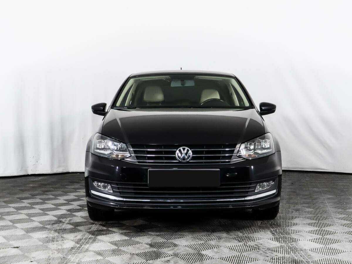 Купить Volkswagen Polo с пробегом. Фото: #1