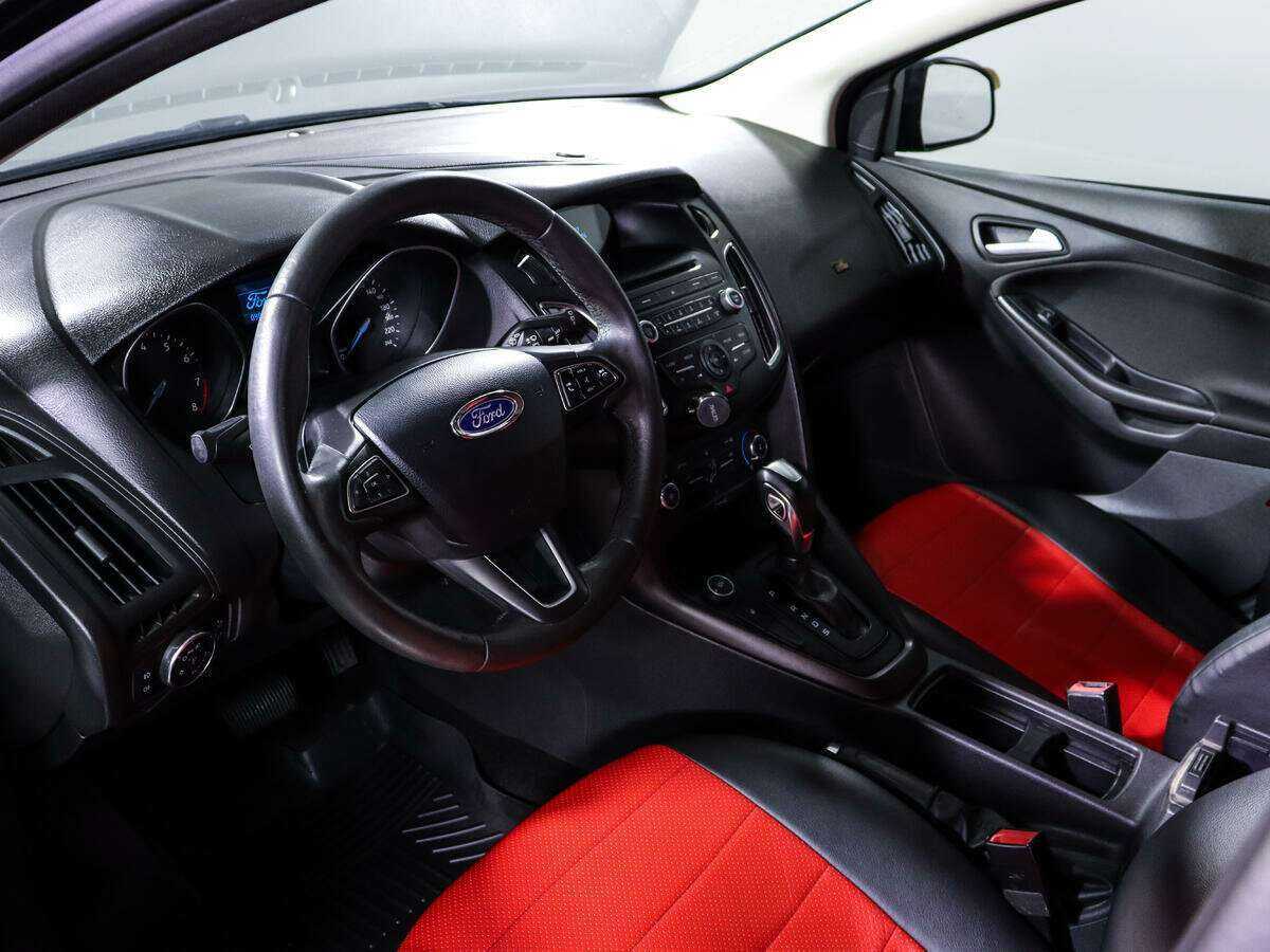 Купить Ford Focus с пробегом. Фото: #11