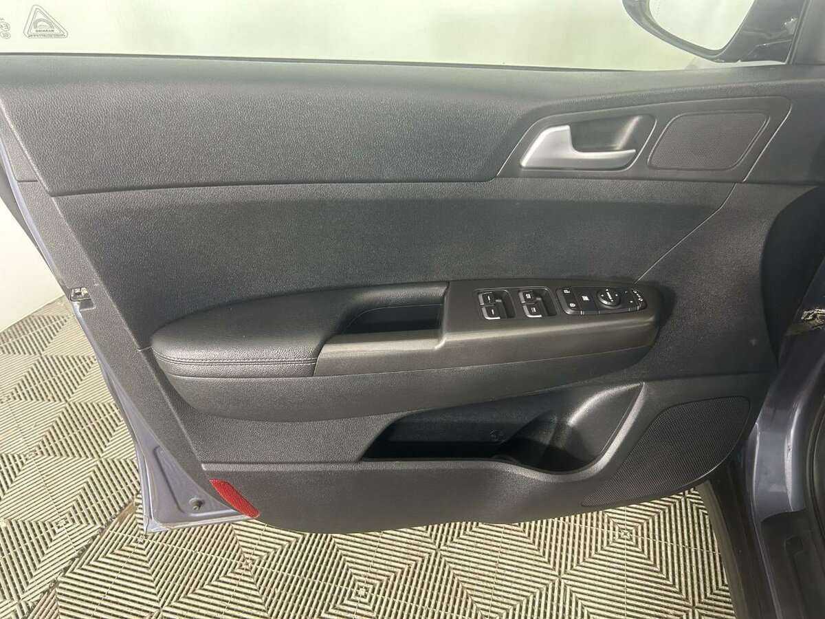 Купить Kia Sportage с пробегом. Фото: #7