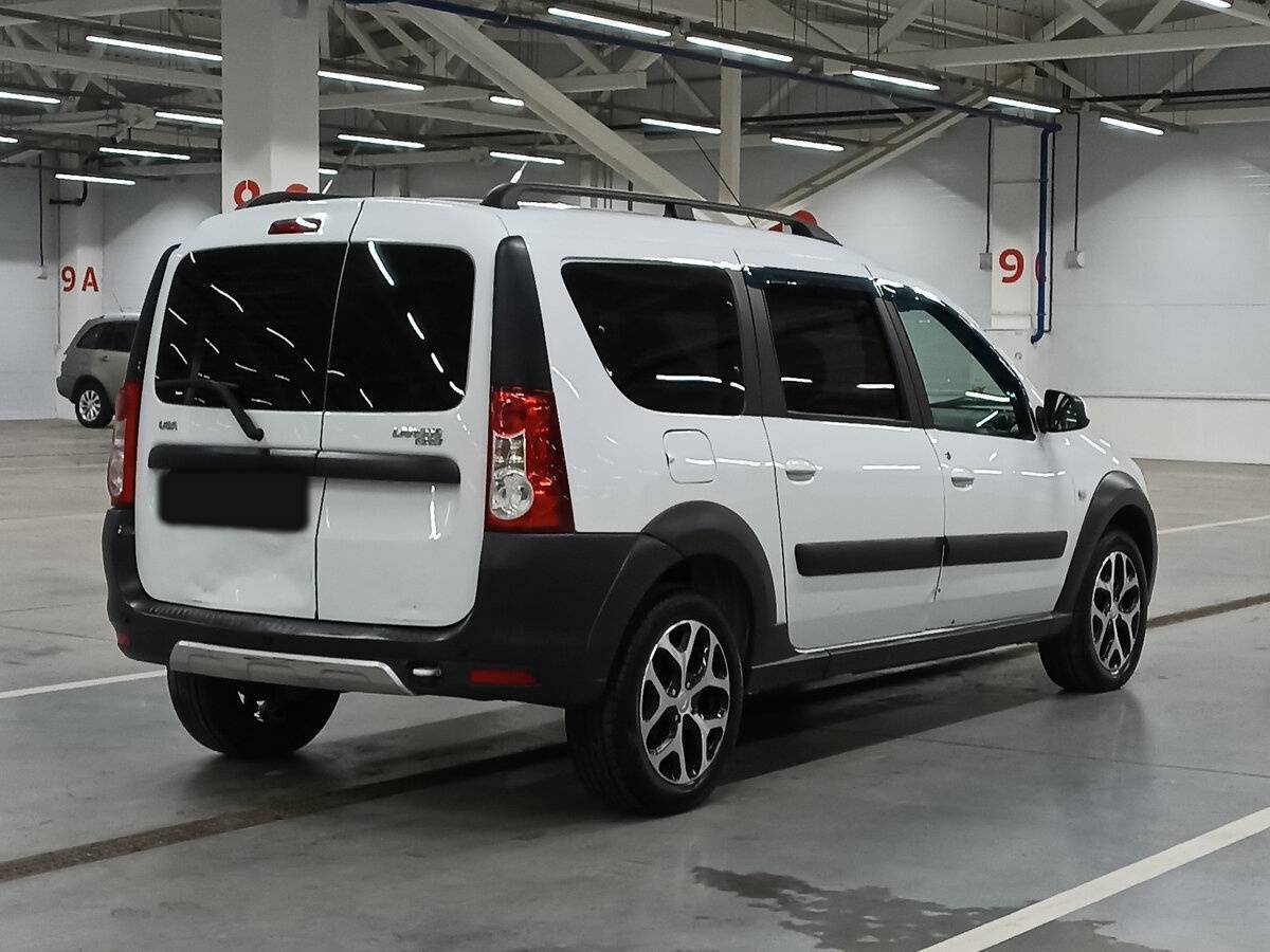 Купить Lada (ВАЗ) Largus с пробегом. Фото: #4