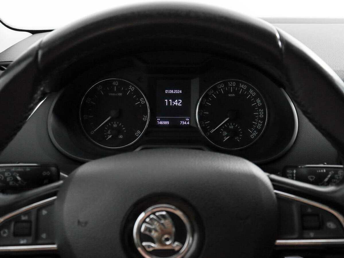 Купить Skoda Octavia с пробегом. Фото: #15