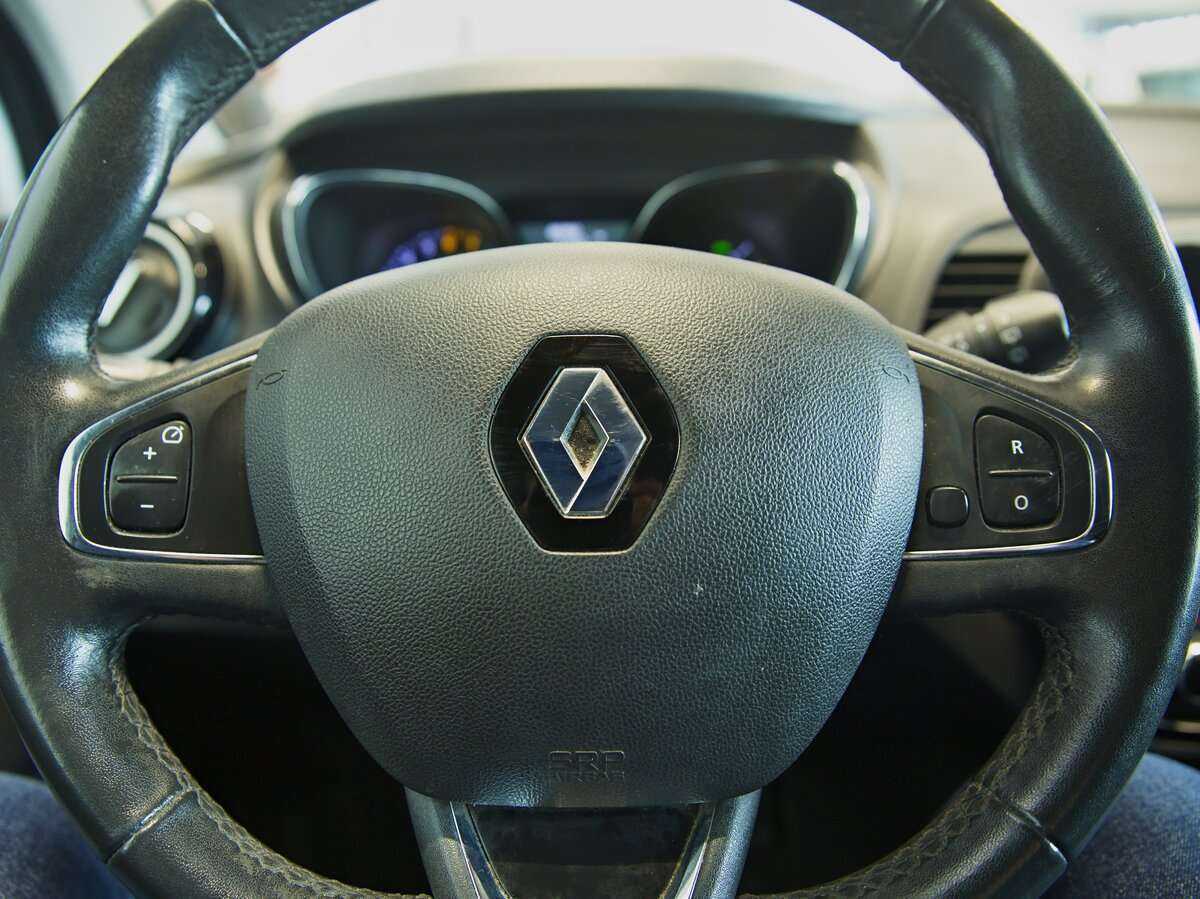 Купить Renault Kaptur с пробегом. Фото: #9