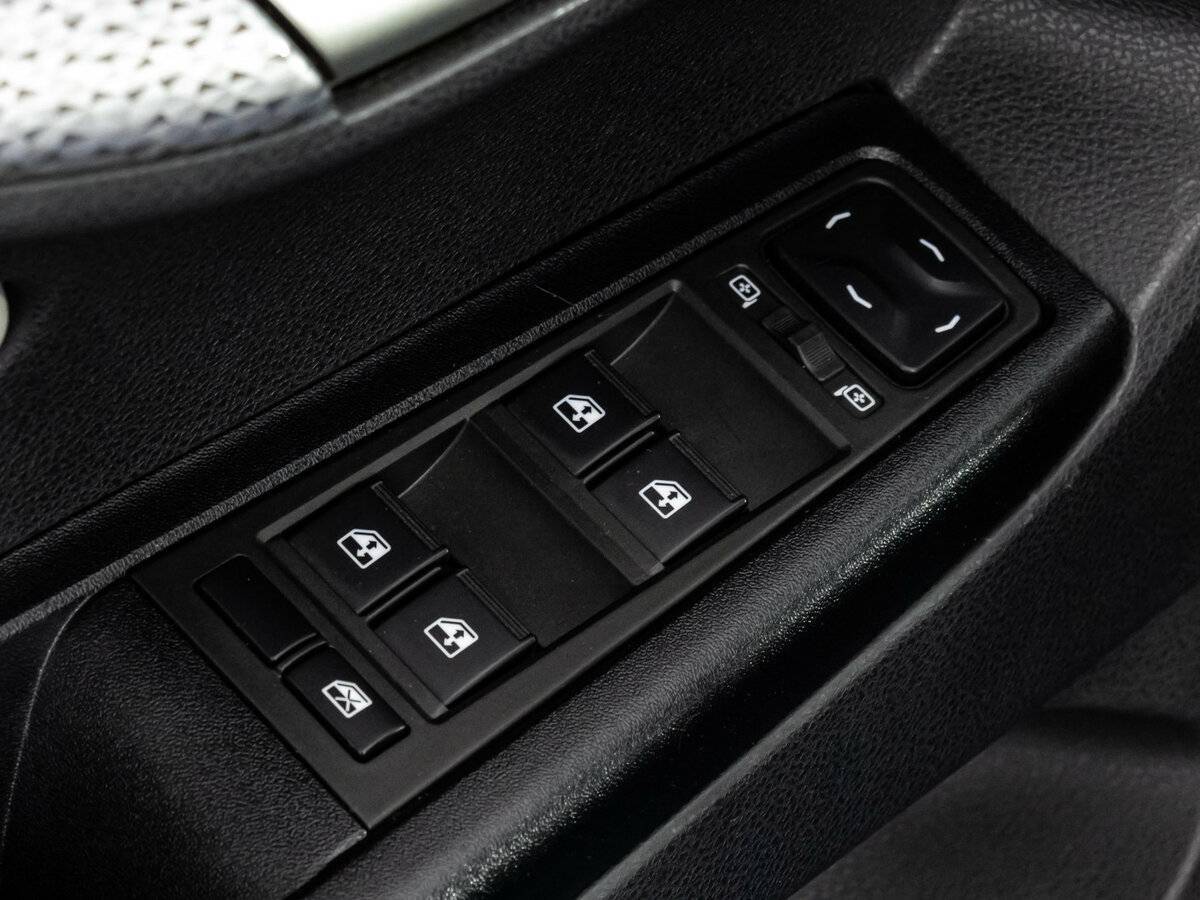 Купить Lada (ВАЗ) Vesta с пробегом. Фото: #17