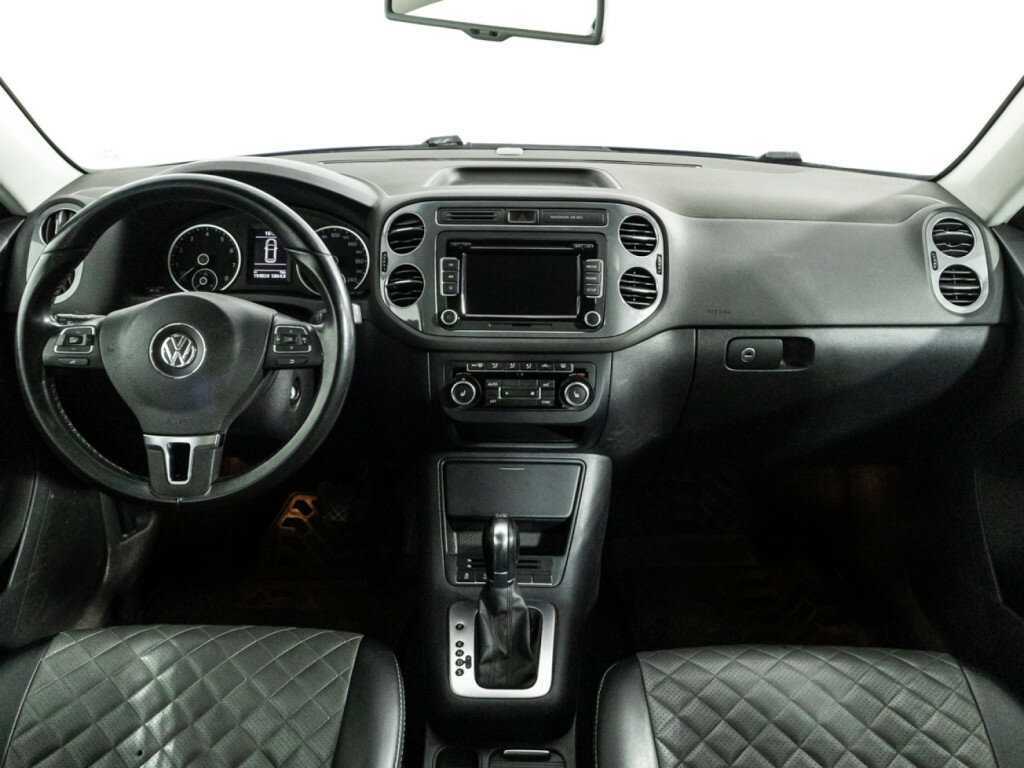 Купить Volkswagen Tiguan с пробегом. Фото: #12