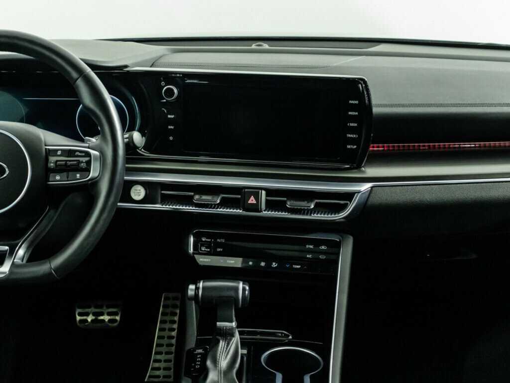 Купить Kia K5 с пробегом. Фото: #13