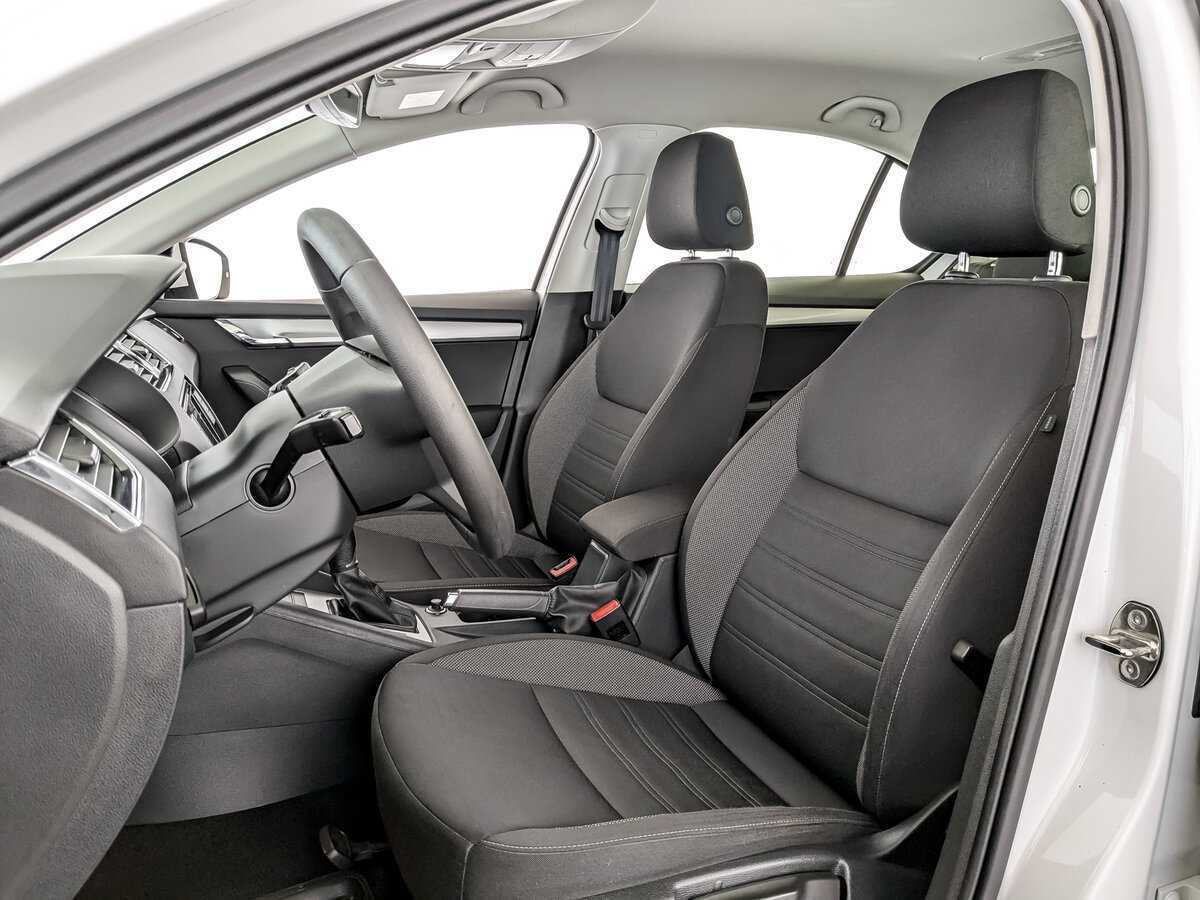 Купить Skoda Octavia с пробегом. Фото: #19