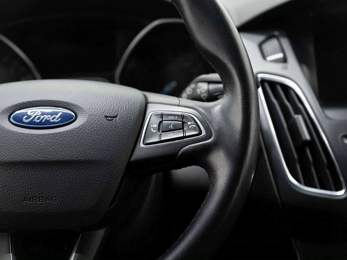 Купить Ford Focus с пробегом. Фото: #13