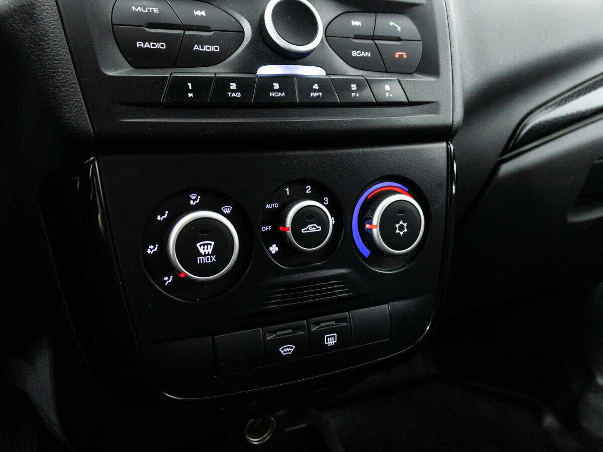 Купить Lada (ВАЗ) Granta с пробегом. Фото: #15