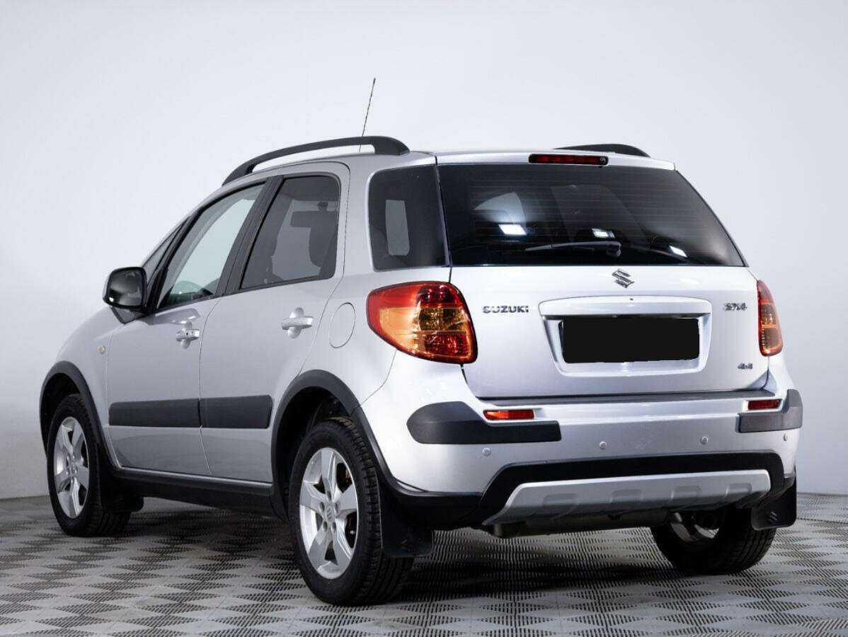 Купить Suzuki SX4 с пробегом. Фото: #5