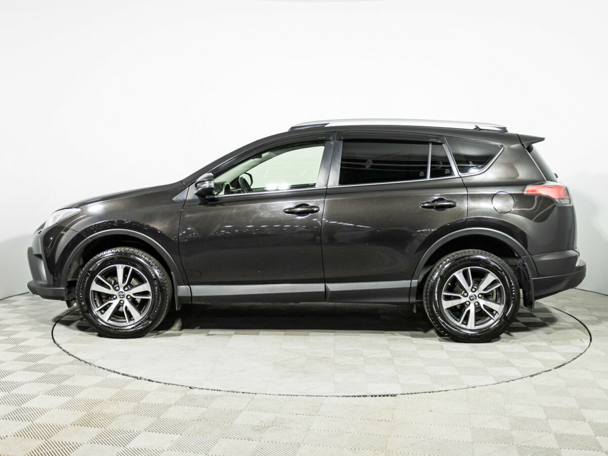 Купить Toyota RAV4 с пробегом. Фото: #7