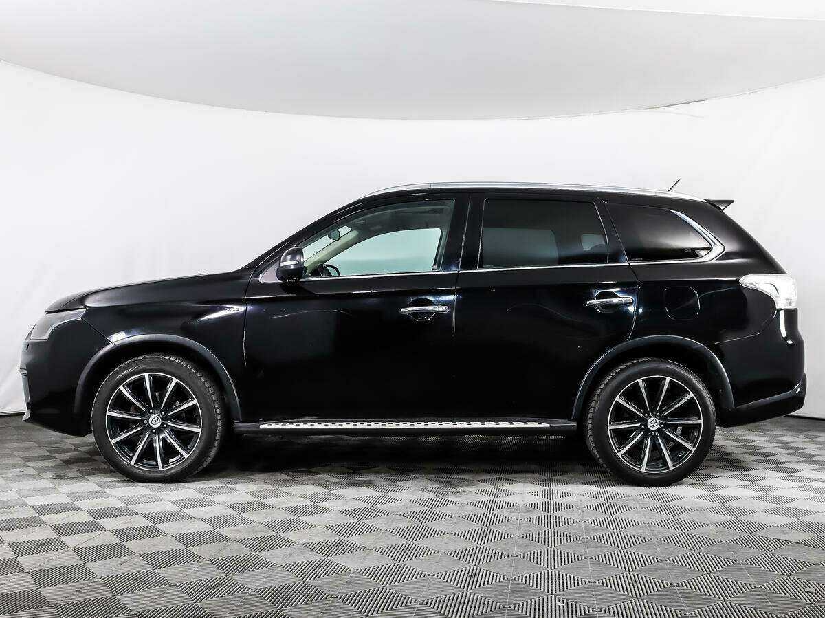 Купить Mitsubishi Outlander с пробегом. Фото: #3