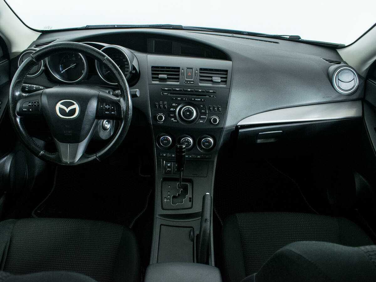 Купить Mazda 3 с пробегом. Фото: #11