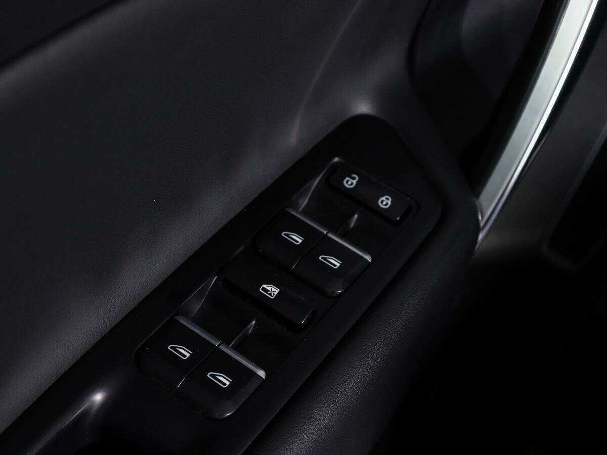 Купить Geely Atlas с пробегом. Фото: #18