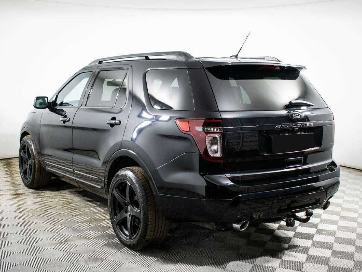 Купить Ford Explorer с пробегом. Фото: #5