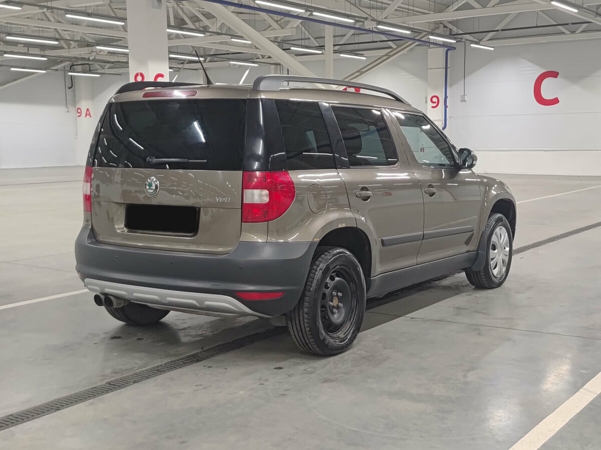 Купить Skoda Yeti с пробегом. Фото: #4