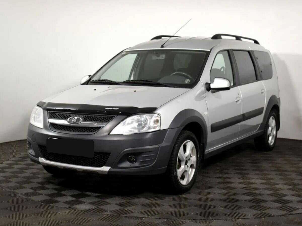 Купить Lada (ВАЗ) Largus с пробегом. Посмотреть фото